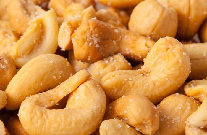 Roasted And Salted Cashews – Premium Salted Cashew Nuts - Image 2